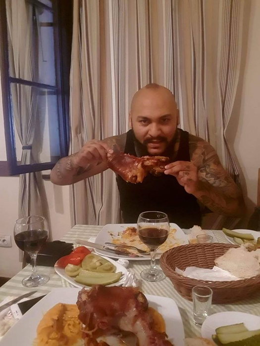 Dani Mocanu a chemat de urgență ambulanța! Manelistul, conectat la aparate