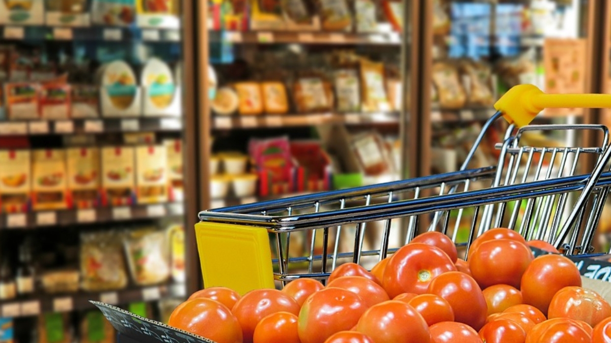 Reacţia şocantă a unui neamţ, după ce a mers la cumpărături într-un supermarket din Sibiu. Care este diferenţa faţă de preţurile din Germania