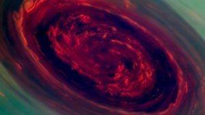 Imagini incredibile cu centrul unui uragan de pe planeta Saturn!