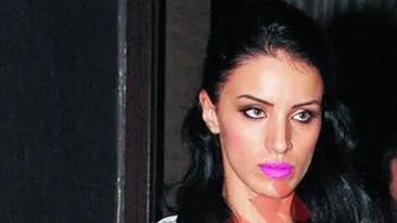 Adelina, ridicata de la masa de Maharu