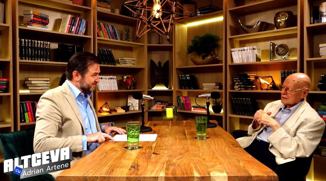 În august 2022, Răzvan Theodorescu a fost invitat în cadrul podcastului ALTCEVA cu Adrian Artene