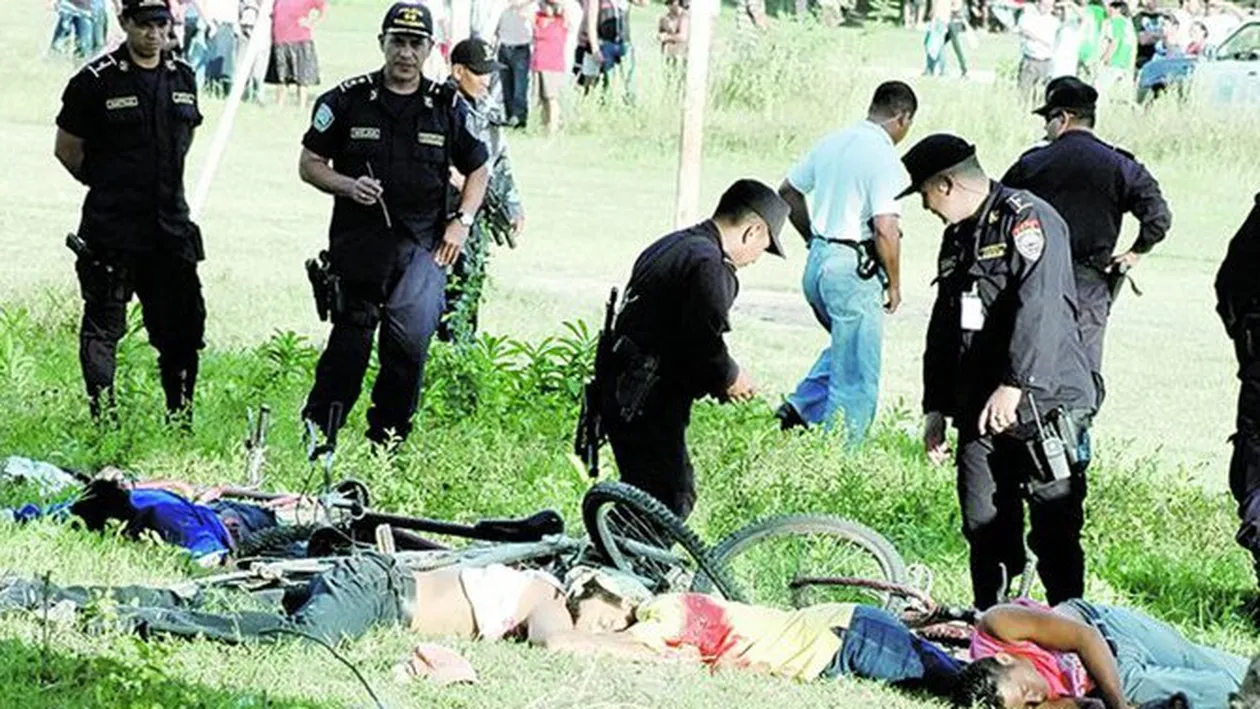 Au masacrat 14 oameni la meci