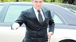 Culisele unui amical "mafiot"