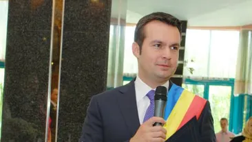 Primarul din Baia Mare, ridicat de DNA! Catalin Chereches ar fi semnat contracte dubioase cu un trust local de presa