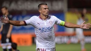 Avem primele declaraţii! Celebrul ”Ciorbă” transferă la Rapid un super-jucător!