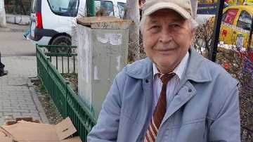 Povestea impresionantă a unui bătrânel. Incredibil ce face pentru a se întreţine