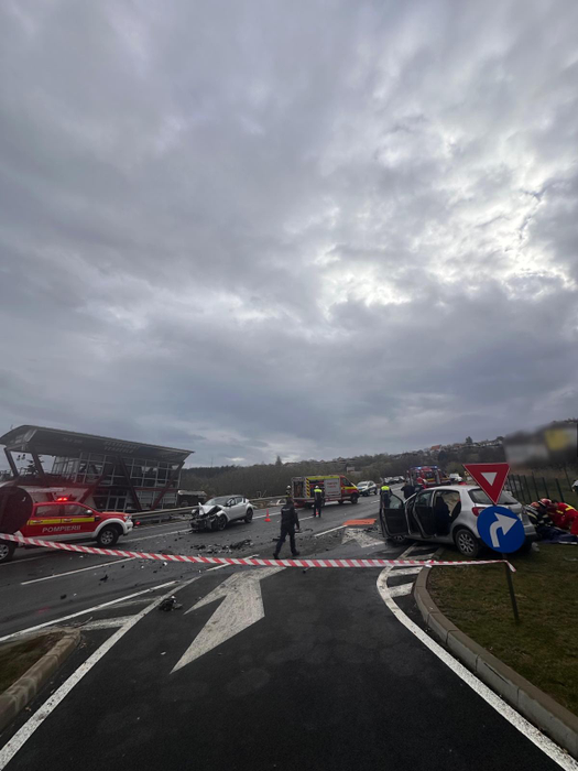 Tragedie în Cluj! Un mort și trei răniți, după ce o mașină a derapat pe contrasens