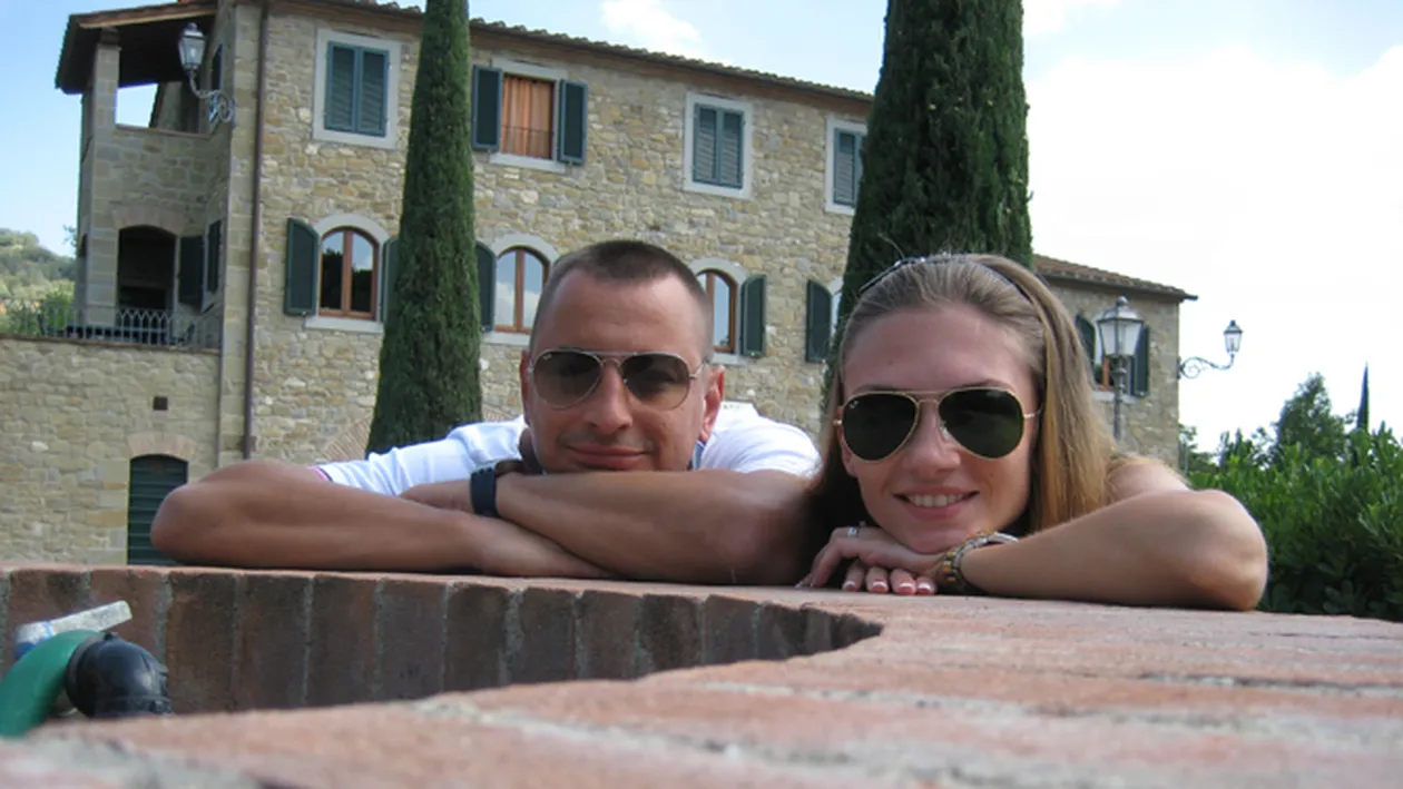 Primele imagini din luna de miere a Madalinei Draghici! Uite ce sexy este in costum de baie!