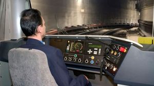 Ce salariu are un conductor de metrou. Cât primește lunar