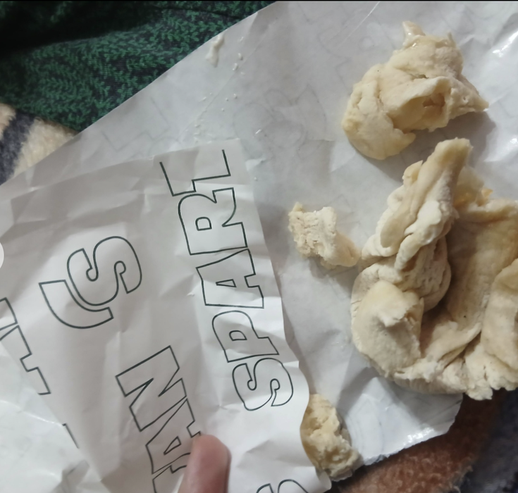 Un ieșean a comandat 3 gyros de la Spartan. Când i-a ajuns comanda acasă, să cadă din picioare. Ce a primit, de fapt