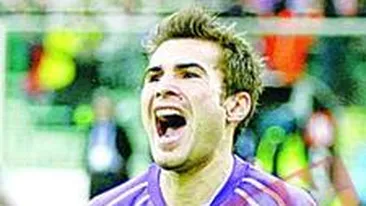 Adrian Mutu loveste din nou