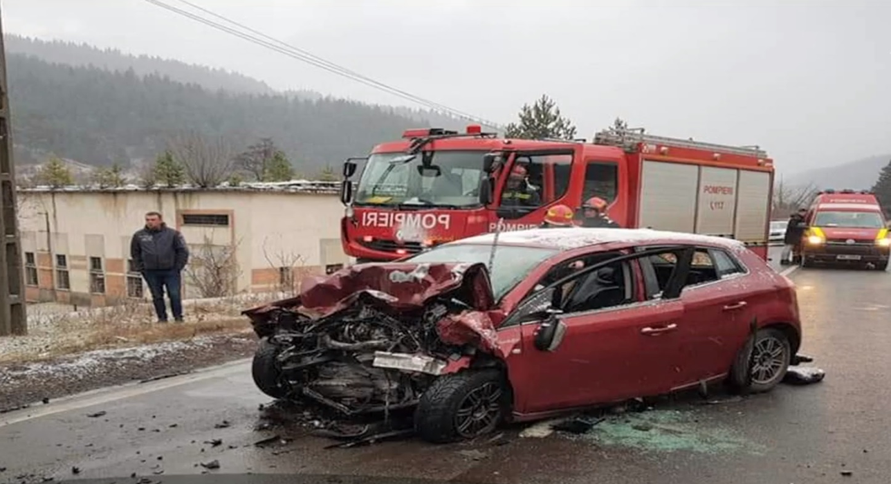 Soțul tinerei care a murit în accidentul din Bacău, apel sfâșietor: “Cu lacrimi în suflet, am rugămintea să…”. Cristina Ciurcanu și fiul ei de 5 ani au pierit pe loc
