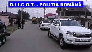 Copii de cinci ani din Argeș și Dâmbovița, exploatați sexual pentru a satisface plăcerile unui german. Plătea între 200 și 600 de euro pe minutul de filmare