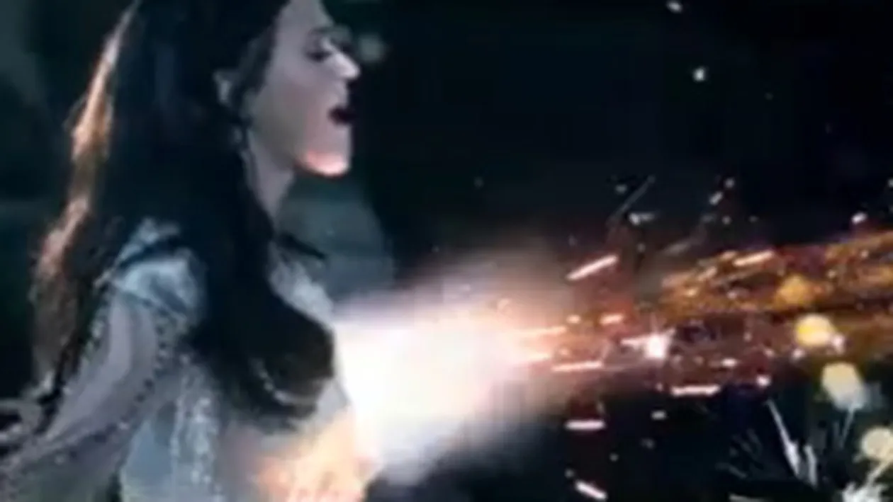 Sanii lui Katy Perry au luat foc