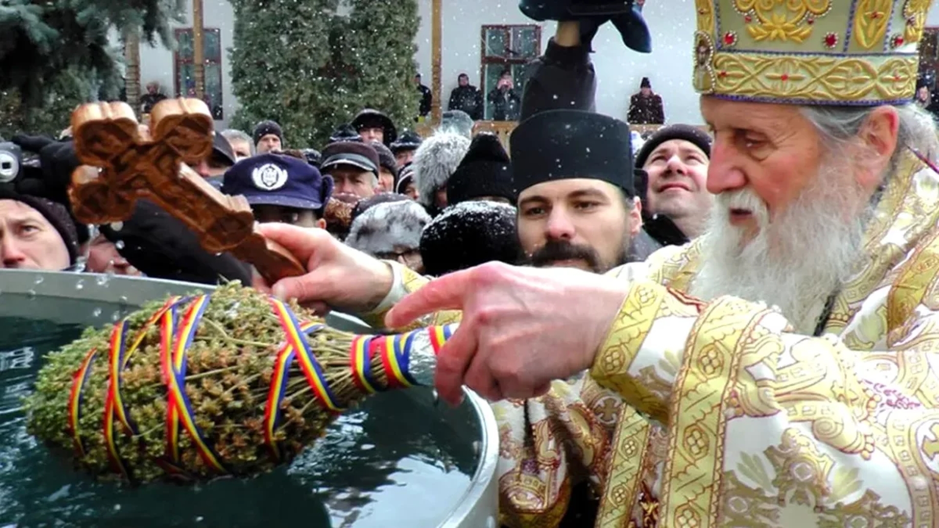 Când se dă Agheasma Mare la Catedrala Patriarhală. Programul complet al slujbelor de Bobotează