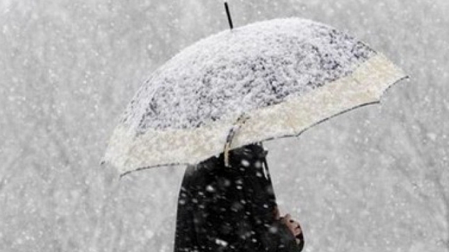 Luni NINGE in Romania si temperaturile scad sub limita de inghet: -2 grade noaptea!