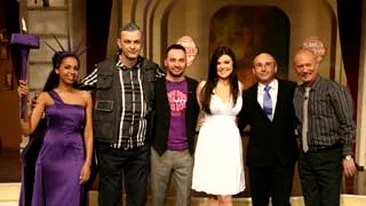 Paula Seling se alatura grupului Divertis - Serviciul Roman de Comedie