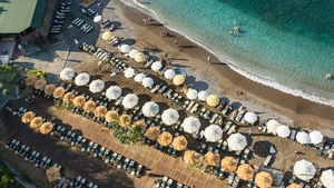 Experiența trăită de o turistă româncă în vacanța din Turcia, în primele 24 de ore. Ce a putut să spună despre rușii veniți în concediu