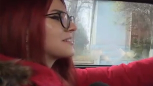 Cum a luat bucureșteanca din imagine permisul de șofer la doar 16 ani: "Tati a..."