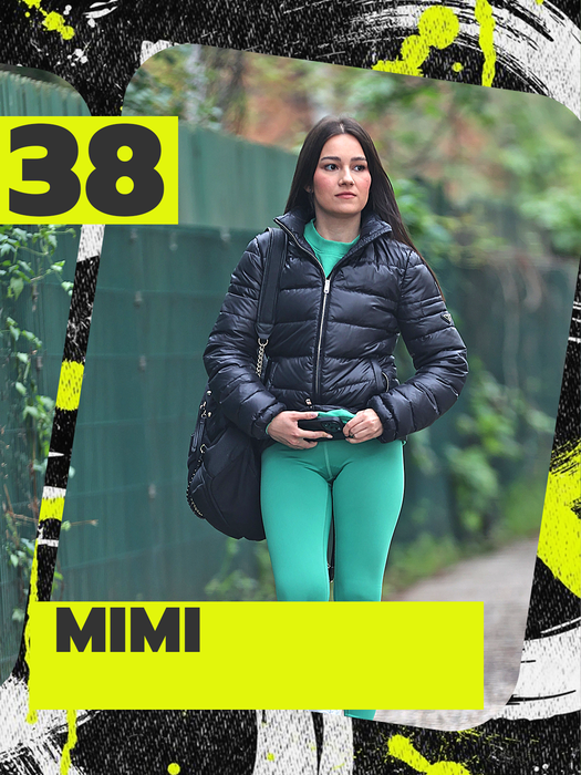TOP 40 sexy-vedete mulate toate! Bianca Drăgușanu, Inna sau Cristina ICH forțează podiumul! Au plesnit colanții pe ele!