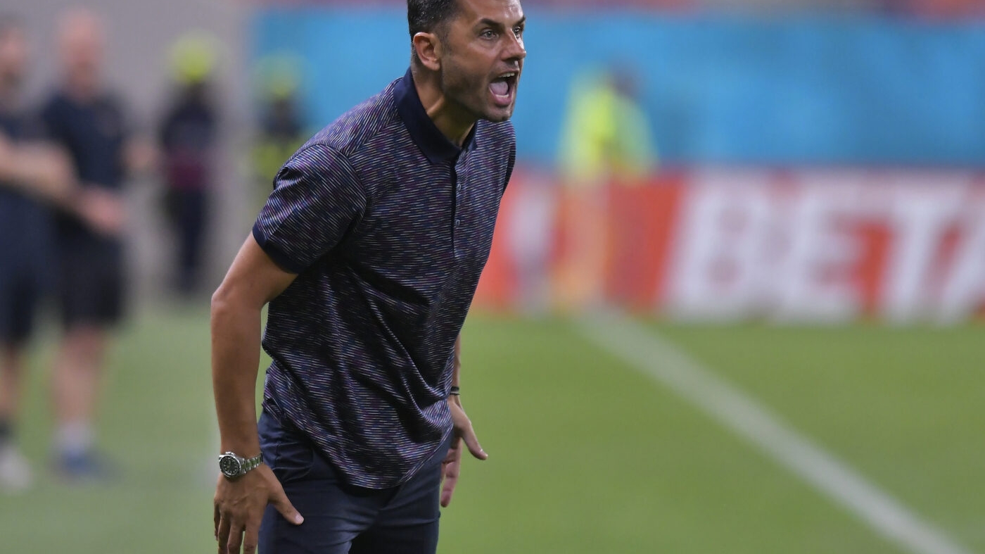 Dică și-a mitraliat jucătorii după semieșecul cu sibienii: „Dacă ai echipamentul frumos și vine lumea la stadion, nu câștigi!”