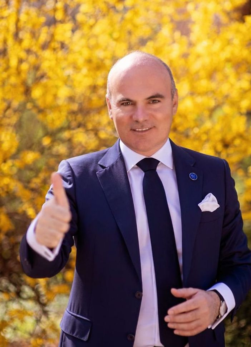 Rareș Bogdan, în topul lui Cătălin Botezatu. (sursă - instagram.com/rarbogdan)