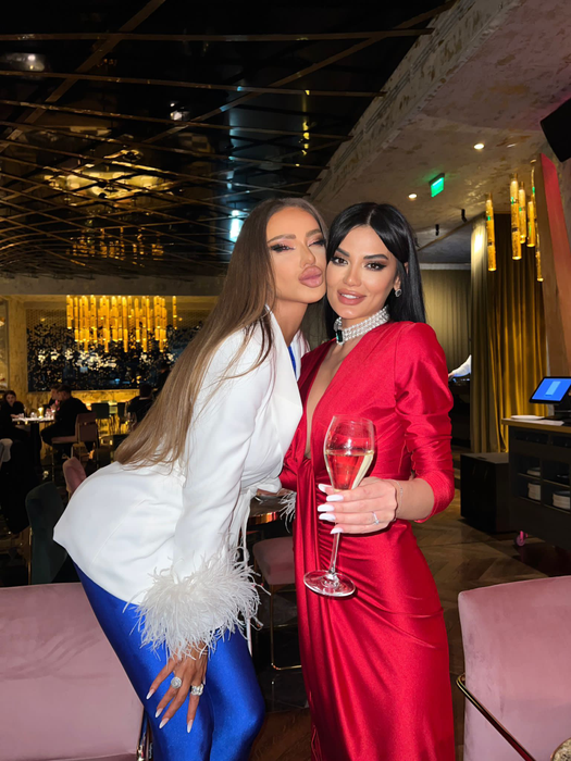 Bianca Drăgușanu, la ziua Oanei Barcari (Foto: CANCAN.RO)