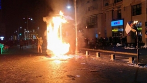 A fost identificat proprietarul mașinii pline cu cocktailuri molotov din Piața Victoriei