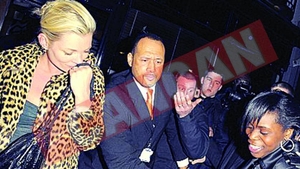 A intrat peste Kate Moss in masina