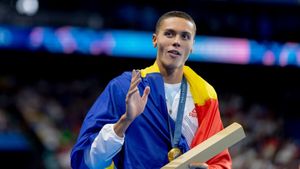 Unde a fost văzut David Popovici, după ce a devenit dublu campion mondial! Multora ”le-a stat” inima