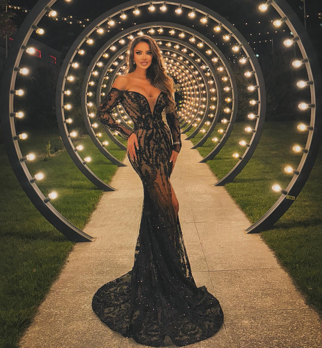 Bianca Drăgușanu o pulverizează pe Maria Ilioiu după ce EX-ispita de la Insula Iubirii a provocat-o: „O putoare care cerșește operații pe TikTok”