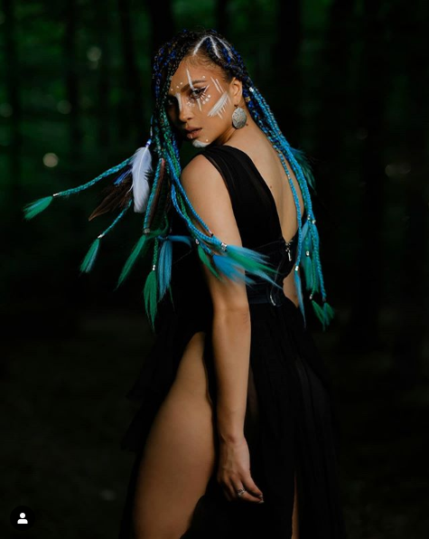 Lora, transformare spectaculoasă de look! Adela Popescu și Cove au remarcat imediat iar fanilor nu le-a venit să creadă