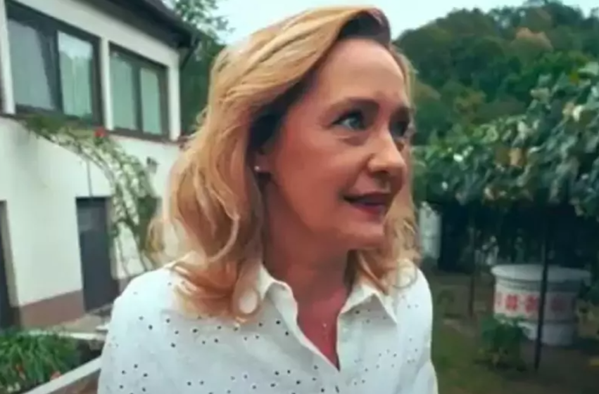 Cum arată casa Elenei Lasconi / Foto: Captură Video Antena 3