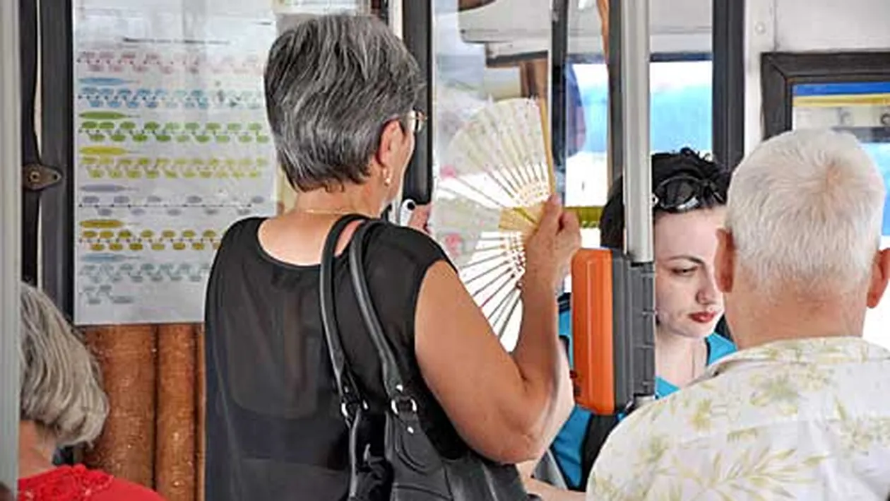 S-a uitat pe bord si nu i-a venit sa creada! Ce temperatura a inregistrat in Romania termometrul unei masini in urma cu putin timp