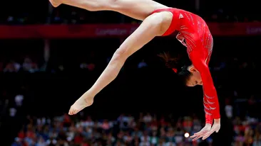 O imagine de la Jocurile Olimpice a devenit virală instant! Iată cum apar două gimnaste