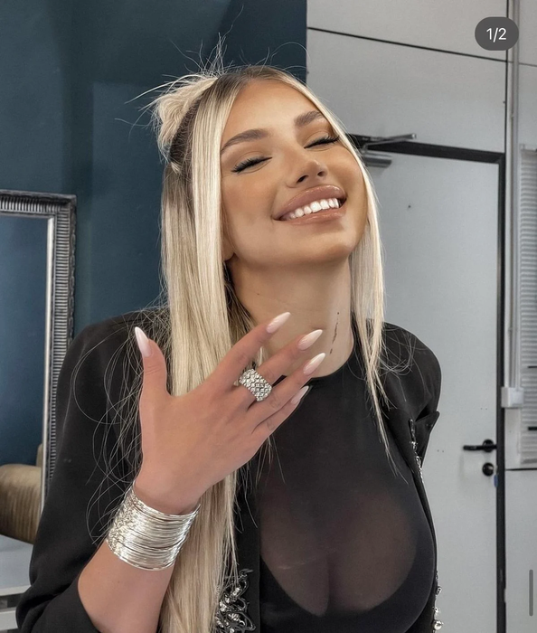 Horațiu Moldovan și Aza Gabriela, cel mai nou cuplu! Blonda a atras toate privirile la Madrid | Foto
