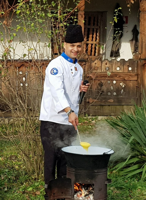 Marian nu a uitat niciodată de unde a plecat