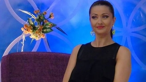In cel hal arata Gabriela Cristea nemachiata! Si mai face si asta...