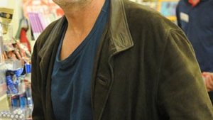 Charlie Sheen va sta 30 de zile dupa gratii