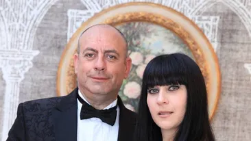 De ziua ei, mama copiilor lui Americanu' din La bloc a primit cadou certificatul de casatorie! Vezi aici cum au petrecut!