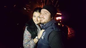 Gabriela Cristea şi Tavi Clonda au pregătit un Crăciun de poveste! Imagini din intimitatea căminului lor