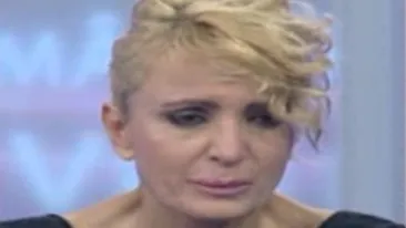 Incredibil! Gyorfi n-a mai vorbit de 10 ani cu tatal ei. Imobilizat, acesta n-a sunat deloc dupa moartea mamei solistei