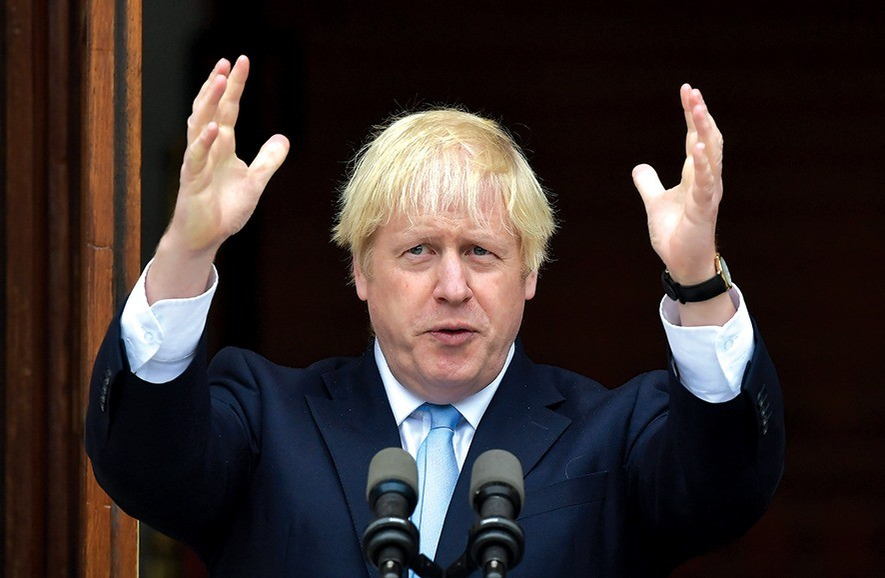 Premierul britanic Boris Johnson a fost externat din spital, după ce a fost tratat de coronavirus