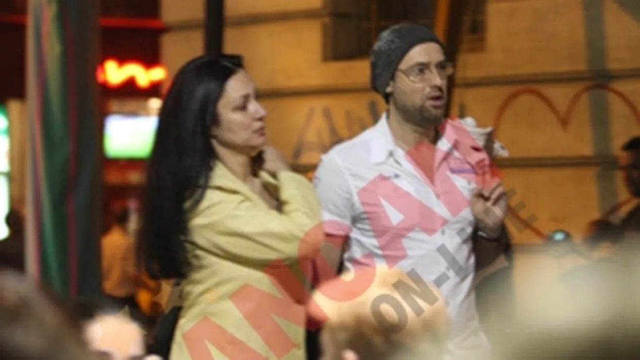 VIDEO Tibi Scobiola si iubita si-au lasat prietenii sa ii astepte