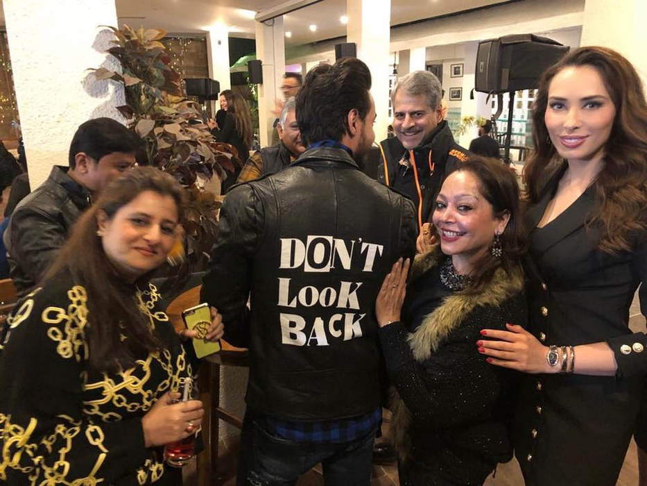 Bomba sfârșitului de 2018: Iulia Vântur s-a despărțit de Salman Khan?!