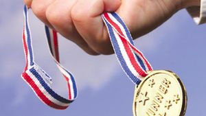 Doua medalii de aur, una de argint si una de bronz pentru Romania la gimnastica, la JMU