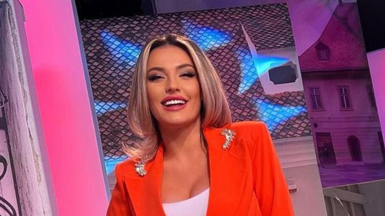 Cum ascundea sarcina Diana Enache, înainte de dezvăluirile făcute de CANCAN.RO! "Artificiul" făcut de fiica lui Adrian Enache