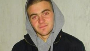 Liderul celor 7 violatori din Vaslui, total schimbat după un an de puşcărie. Cum arată acum