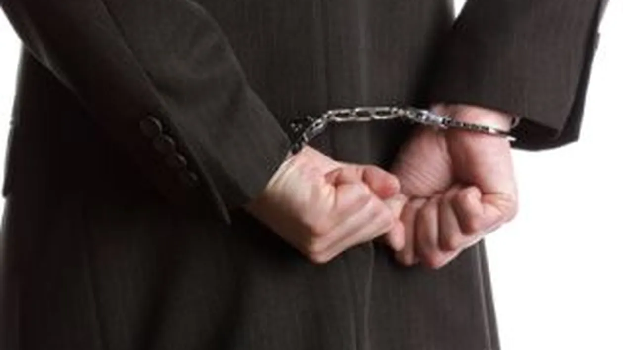 Traficantul de arme Shimon Naor a fost prins la Paris si va fi extradat in Romania