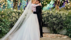 Chiara Ferragni, cea mai bogată bloggeriţă, s-a căsătorit! A făcut furori cu cele două rochii de mireasă